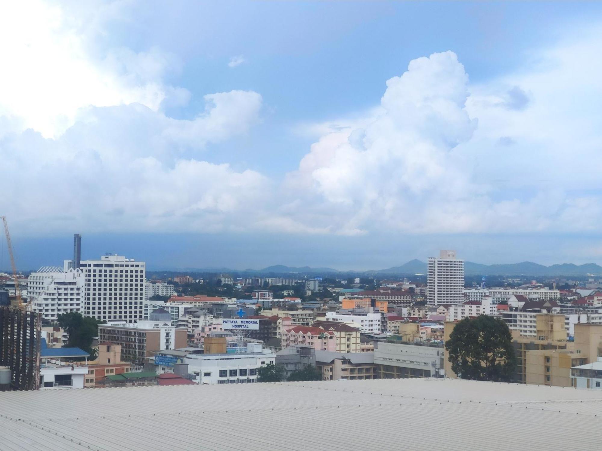 View Talay 6 Pattaya Beach By Anatolia Condo Suite Екстер'єр фото