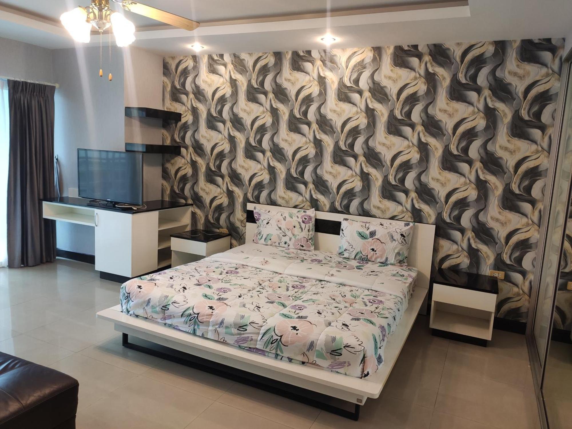 View Talay 6 Pattaya Beach By Anatolia Condo Suite Екстер'єр фото