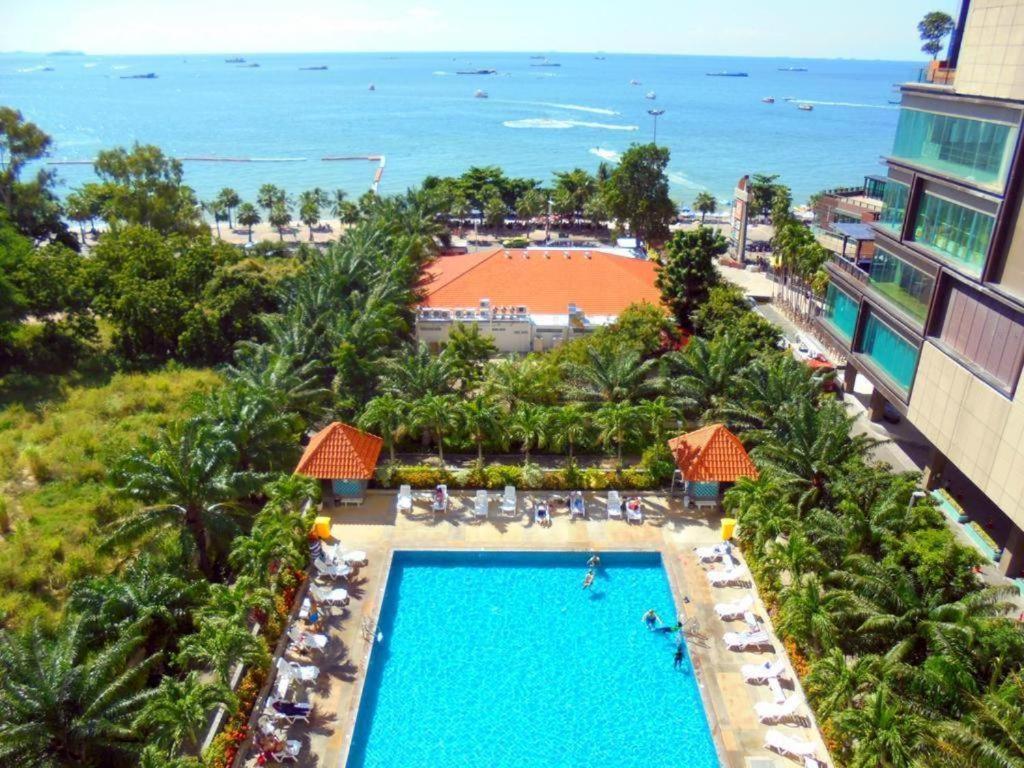 View Talay 6 Pattaya Beach By Anatolia Condo Suite Екстер'єр фото