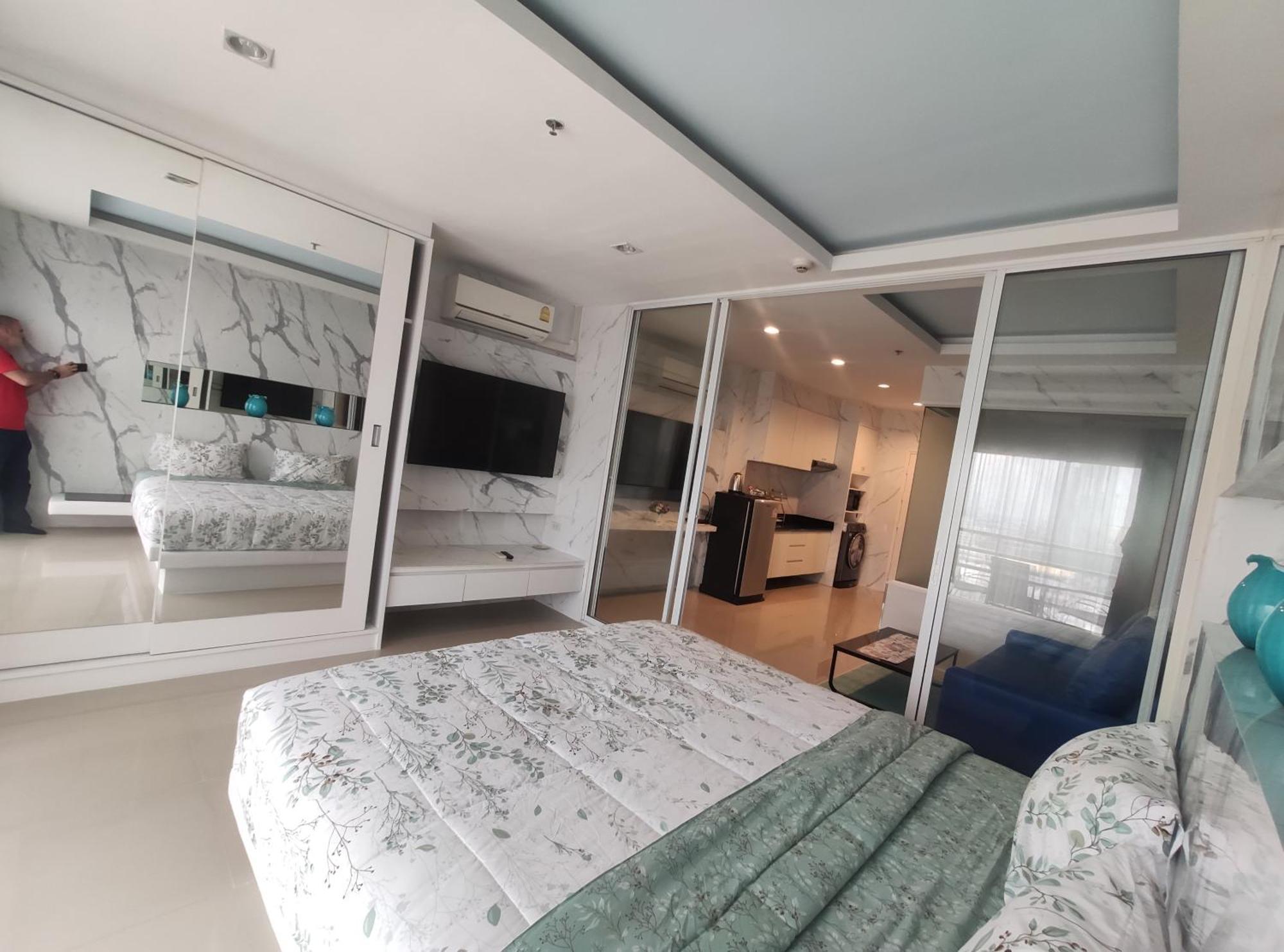 View Talay 6 Pattaya Beach By Anatolia Condo Suite Екстер'єр фото