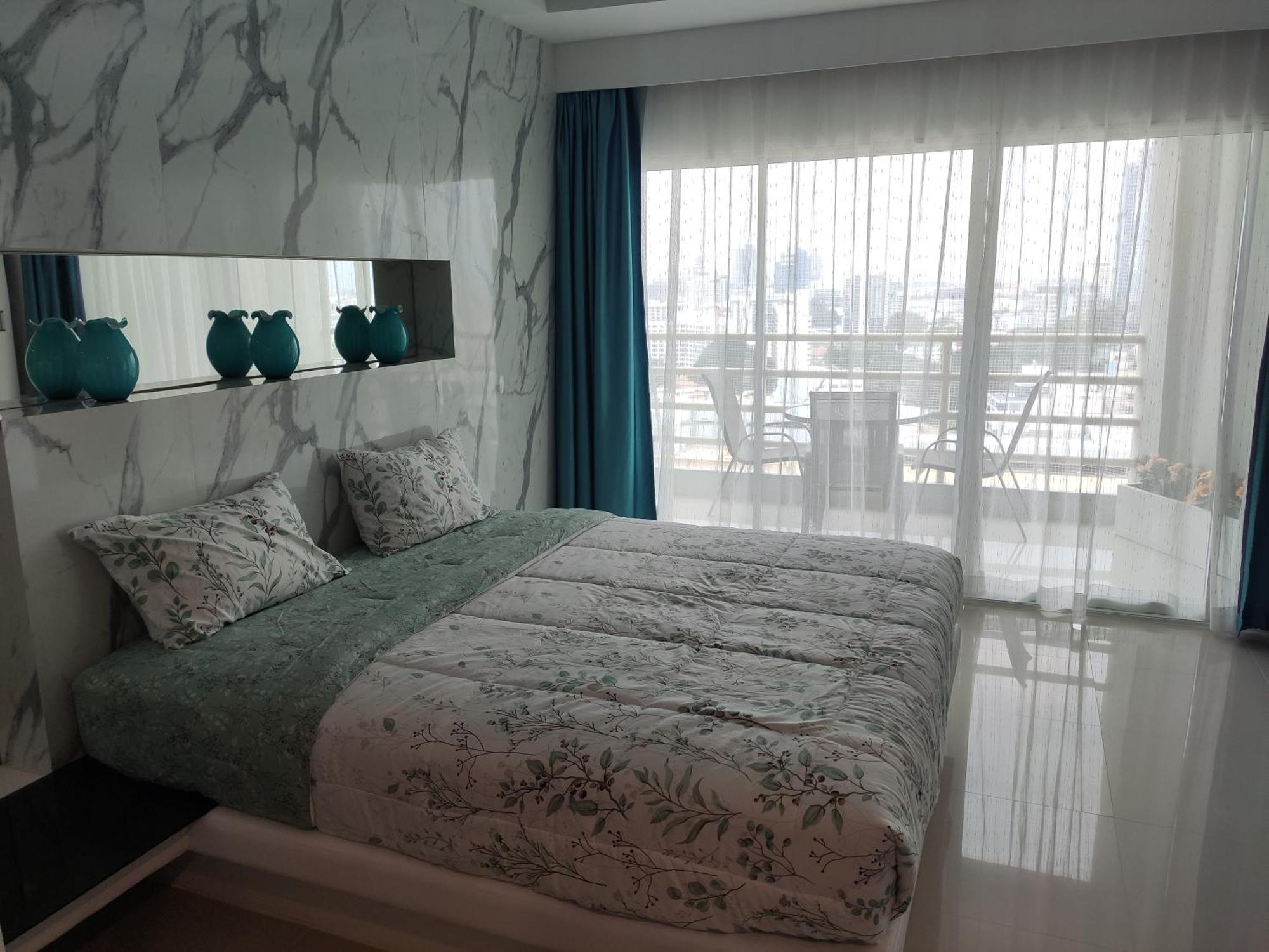 View Talay 6 Pattaya Beach By Anatolia Condo Suite Екстер'єр фото