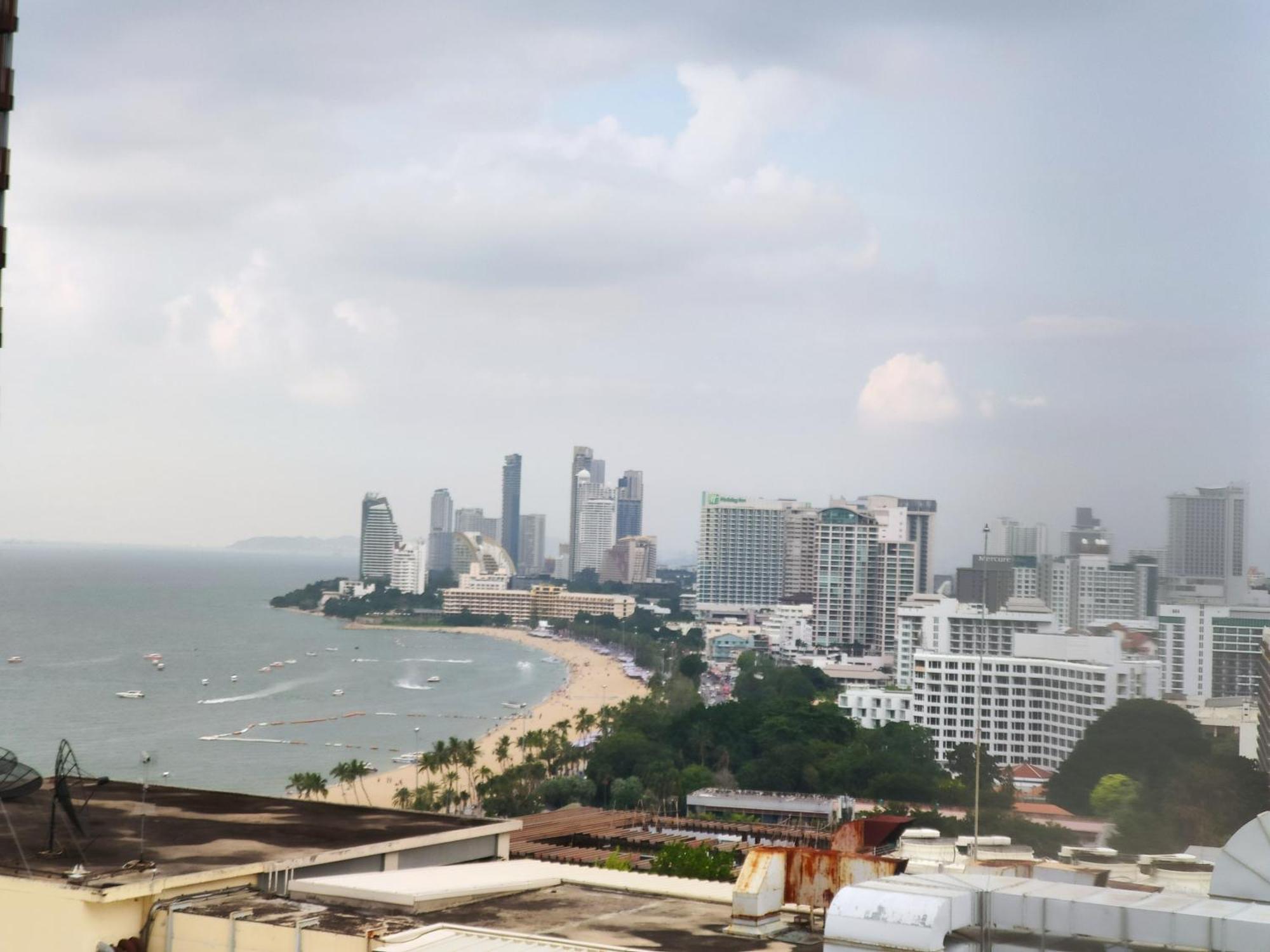 View Talay 6 Pattaya Beach By Anatolia Condo Suite Екстер'єр фото