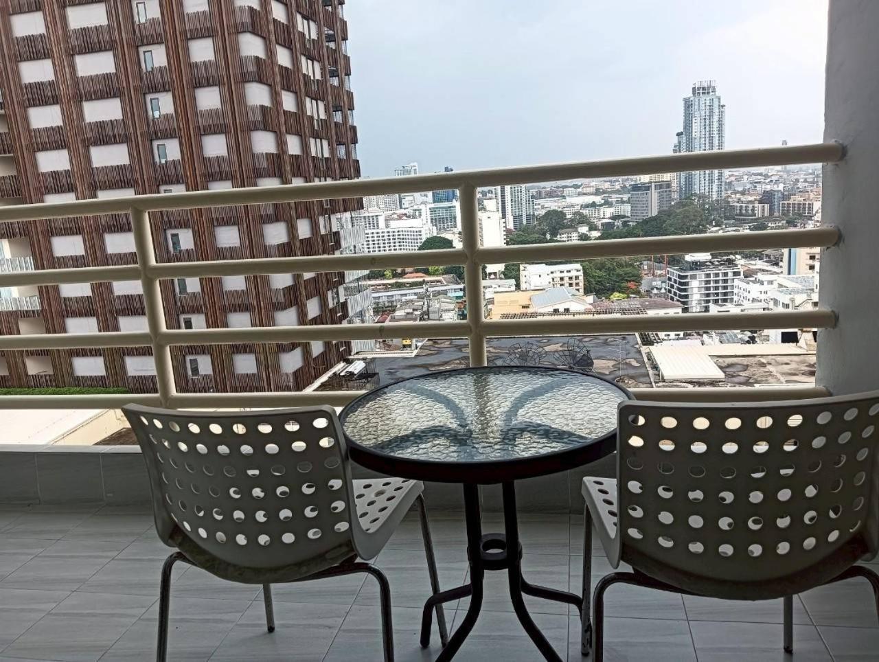 View Talay 6 Pattaya Beach By Anatolia Condo Suite Екстер'єр фото